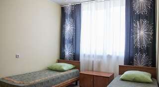 Гостиница Аэроотель Богашево Двухместный номер с 2 отдельными кроватями и душем-4